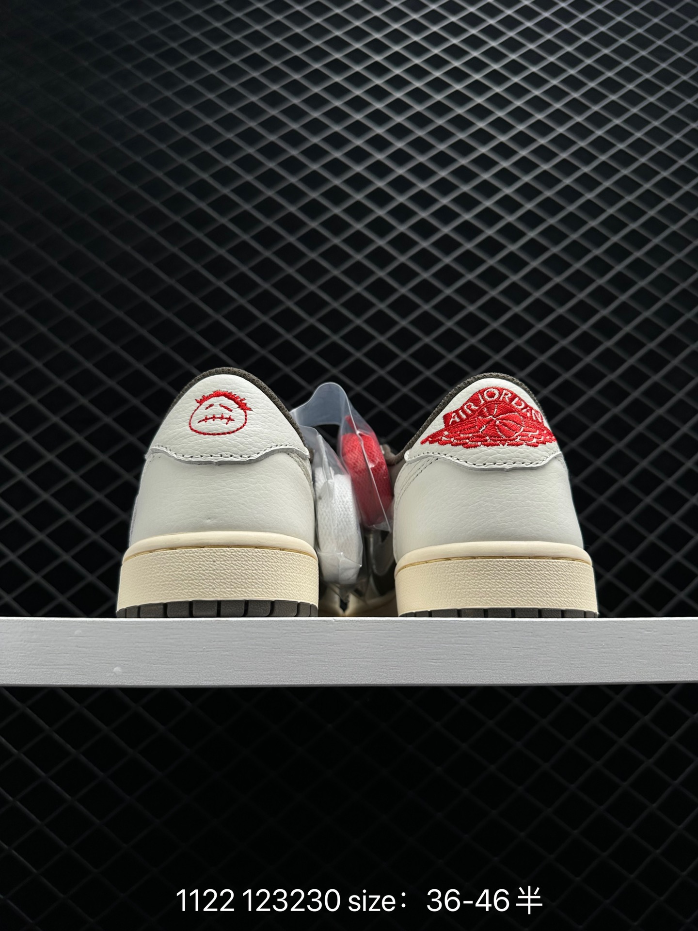 Travis Scott x Air Jordan 1 